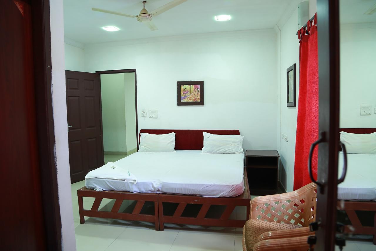 Swades Residency Hotel Cheruvalli ภายนอก รูปภาพ